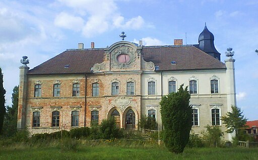 SchlossAueroseGiebel