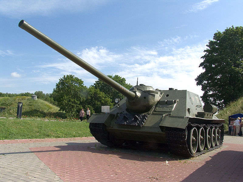 Файл:Self-propelled artillery in Brest Fortress.jpg