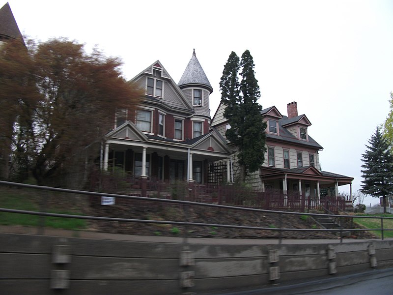 File:Sunbury, Pennsylvania (5657379778).jpg