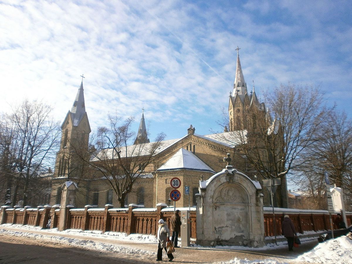 Лоцерковь св Анны Лиепая