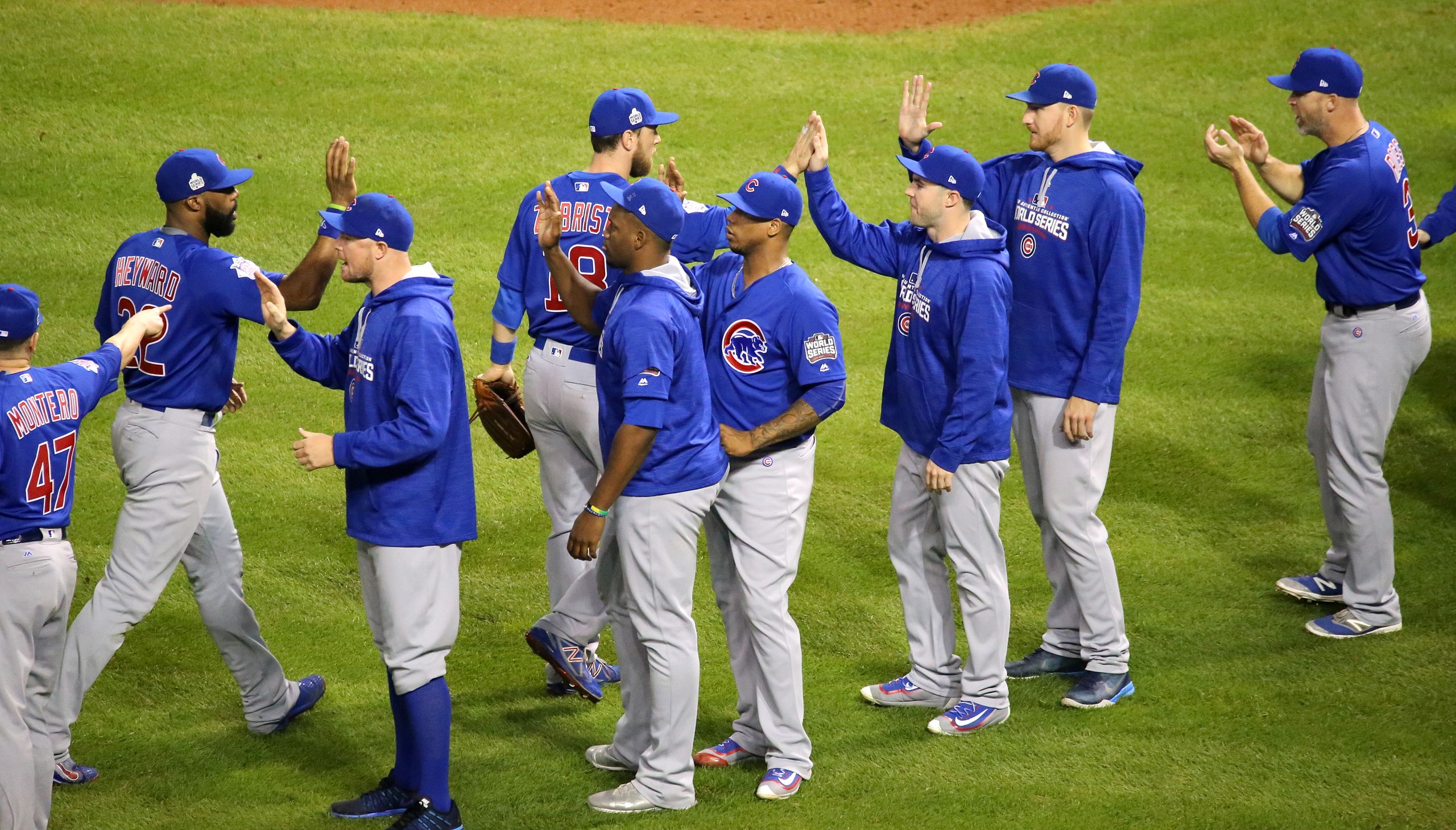 File:The Cubs celebrate after winning the 2016 World Series.jpg - Wikipedia