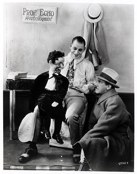 File:The Unholy Three (1925 film). M-G-M studios, directed by Tod Browning L to R Lon Chaney, Tod Browning.jpg