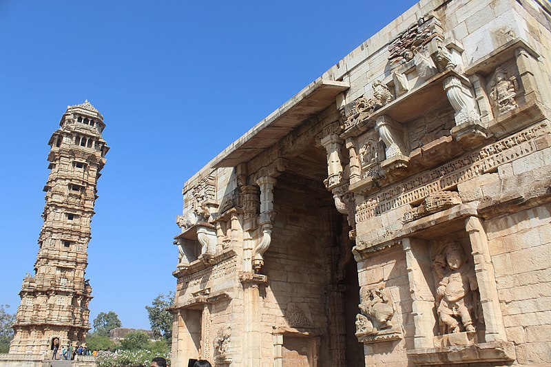 File:The Vijay Stambha (Tower of Victory) was erected by Rana Kumbha inside Chittorgarh Fort Rajasthan.jpg