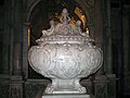 A II. Ferenc szívét tartalmazó urna