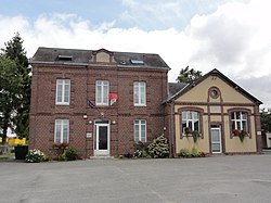 Touffreville-la-Corbeline (Seine-Mar.) mairie-école des garçons.jpg