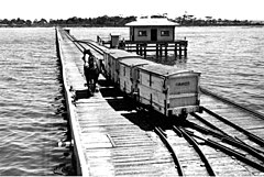 Truganina Explosives Reserve, Altona, tramvaj na výbušninách Loading Pier.jpg