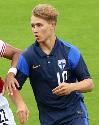 <span class="mw-page-title-main">Naatan Skyttä</span> Finnish footballer (born 2002)