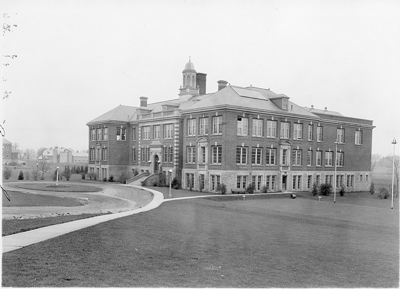 File:Veterinary College of the Ontario Agricultural College (I0004320).jpg