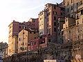 Italiano: Palazzi in via Mura delle Grazie, a Genova
