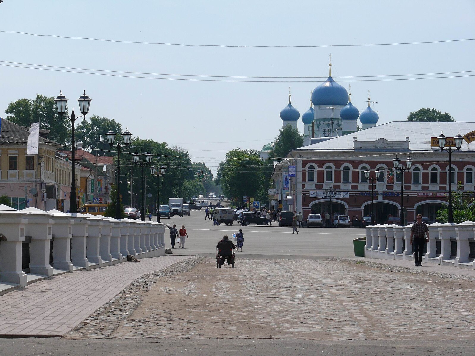 центральная площадь углича