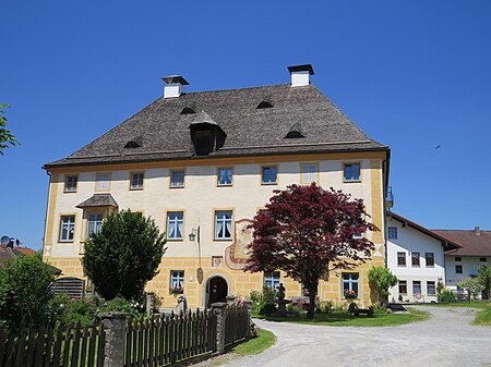 Vogtareuth, RO Kirchpl Nr 8 Schloss v S
