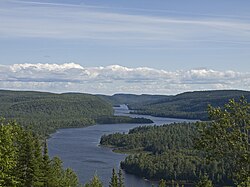 Lago Wapizagonke da extremidade norte.jpg