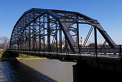 Washington Avenue Bridge 2012.jpg