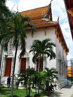 Wat Mahathat Yuwaratrangsarit