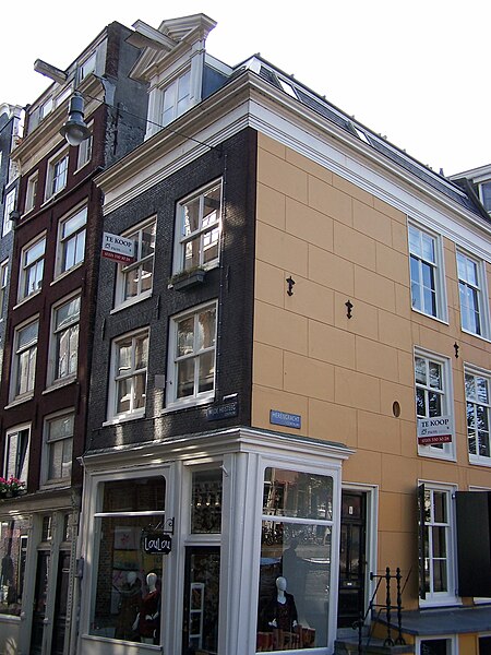 File:Wijde Heisteeg 9 corner with Herengracht.JPG