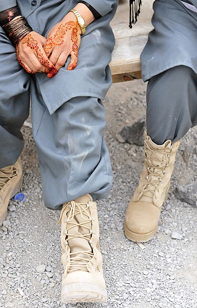 File:Women's Afghan National Police Graduation DVIDS314507.jpg