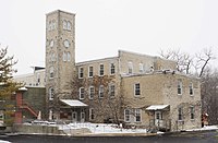 The Cedarburg Woolen Co. Worsted Mill was constructed in 1880 and ceased production in 1980. It currently houses shops, offices, and studios.[30]