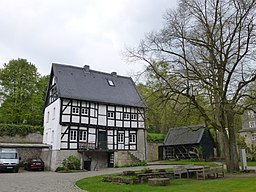 Wuppertal - Schloß Lüntenbeck - panoramio (1)