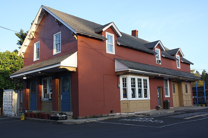 File:Wycombe Village HD Coal and Lumber Yard 01.JPG