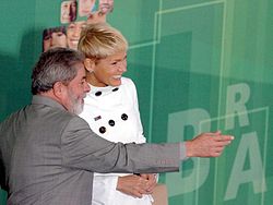 Xuxa junto al presidente Luiz Inácio Lula da Silva.