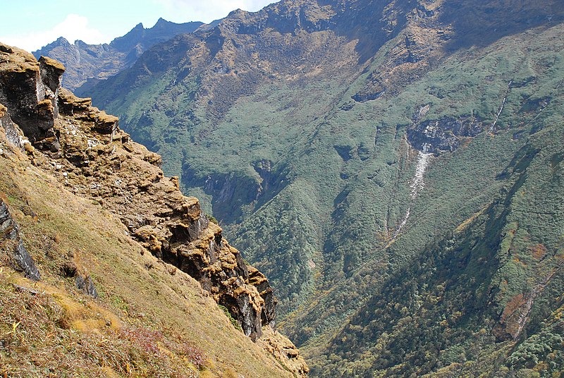 File:Yaphu 56900, Nepal - panoramio (6).jpg