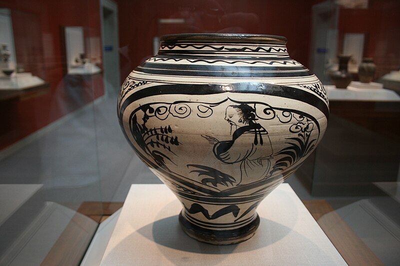 File:Yuan or Ming Cizhou Ware Wine Jar (10433666693).jpg