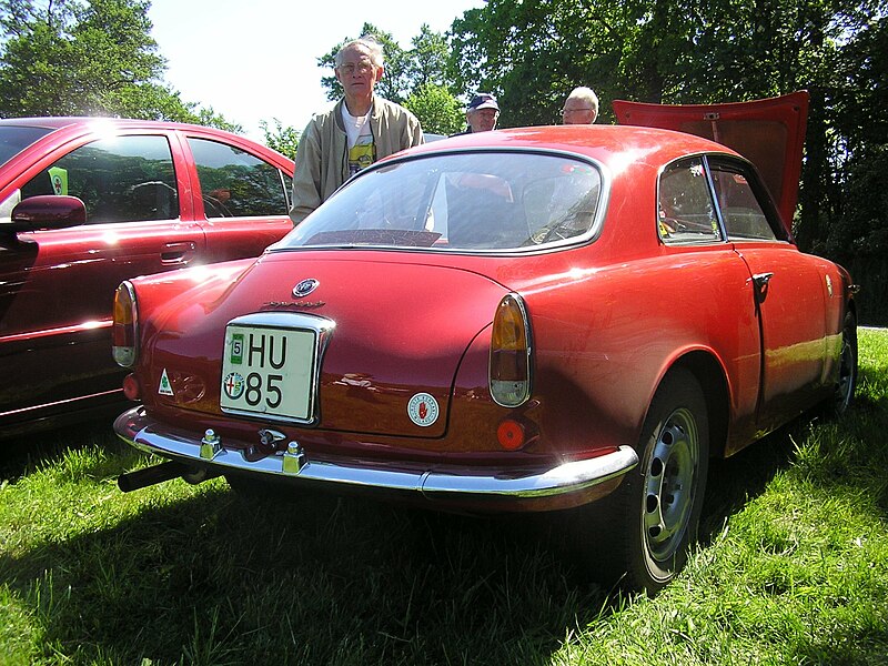 File:1962 Alfa Romeo Giulietta Sprint, rear.jpg