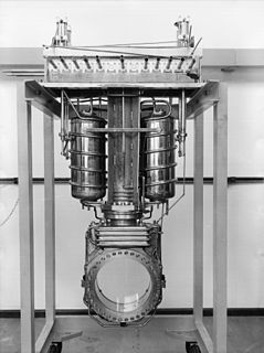 30 cm Bubble Chamber (CERN)