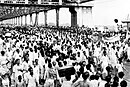 A procession of people of Manbhum is crossing Howrah Bridge.jpg
