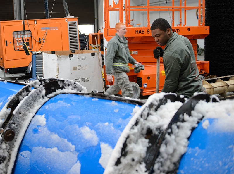 File:Airmen plow through first snowfall 141203-F-MF529-121.jpg