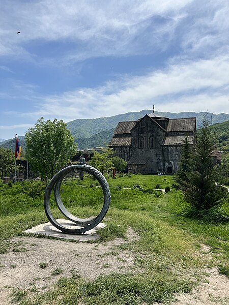 File:Akhtala monastery 23.jpg