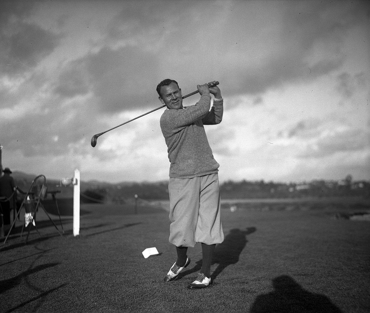 1939 Press Photo Golfer Denny Shute mid-swing, US Open, Spring Mills  Course, PA