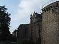 Château (inscrit) et Palais des Comtes du Maine (classé)