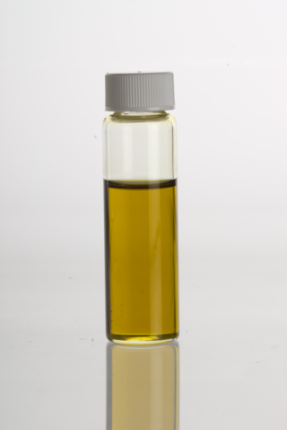 <span class="mw-page-title-main">Avocado oil</span> Edible oil pressed from the pulp of avocados