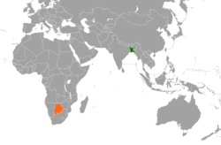 মানচিত্র Bangladesh এবং Botswana অবস্থান নির্দেশ করছে