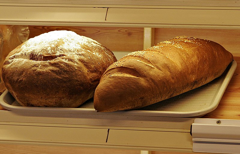 File:Breads.jpg