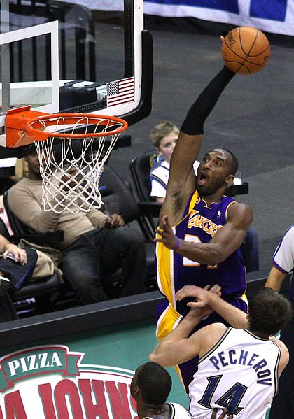 File:Bryant about to dunk 2008.jpg