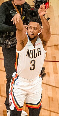 CJ McCollum (2022 All-Star Weekend) (ritagliato).jpg