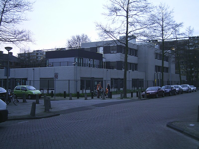 File:Cheider amsterdam winter2007-1.JPG