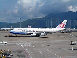 Boeing-747-400 авиакомпании в аэропорту Гонконга