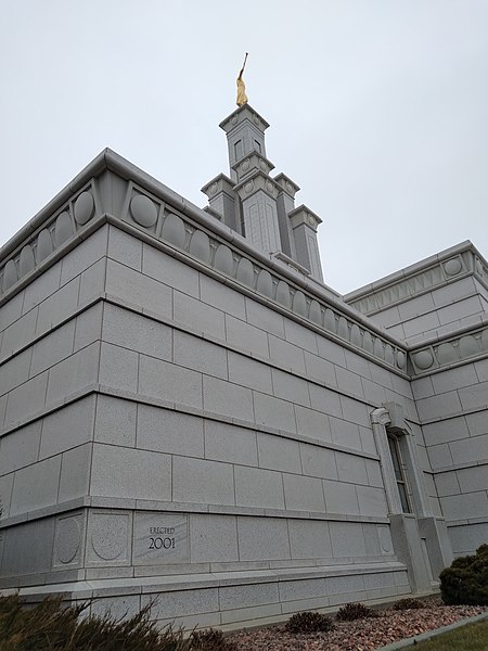 File:Circles LDS temple Columbia River, WA.jpg