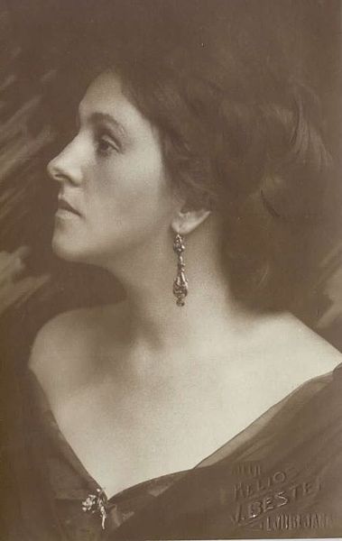 File:Cirila Škerlj Medved 1925.jpg