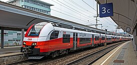 Поезд «Cityjet» на станции Флоридсдорф, Вена