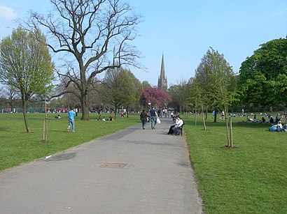 How to get to Clissold House with public transport- About the place