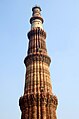 Upper storeys of Qutb Minar, in white marble and sandstone