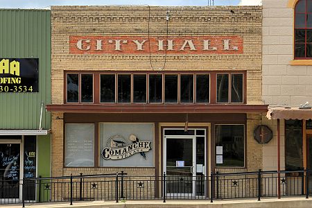 Comanche tx city hall.jpg