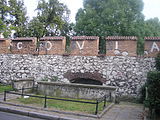 Polski: Mur obronny dawnego miasta Kazimierz. Kraków, ul Paulińska.