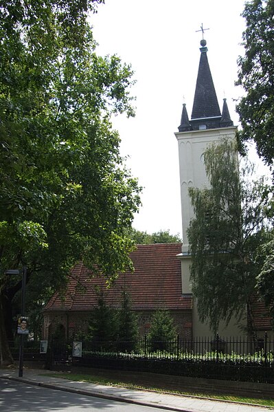 File:Dorfkirche Stralau 01.jpg