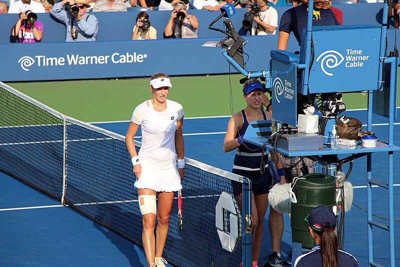 File:Ekaterina Makarova vs. Eugenie Bouchard - USOPEN2014 - 15122065372.jpg