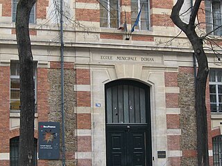 <span class="mw-page-title-main">Lycée Dorian</span> School in France